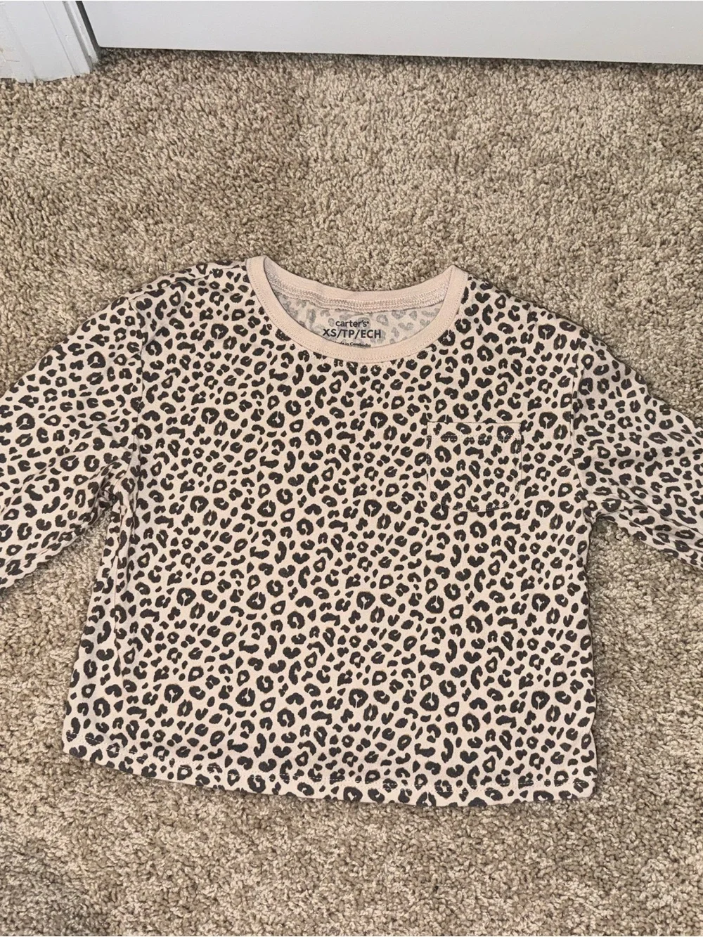 Carter’s Leopard Print Pocket Tee XS 4-5